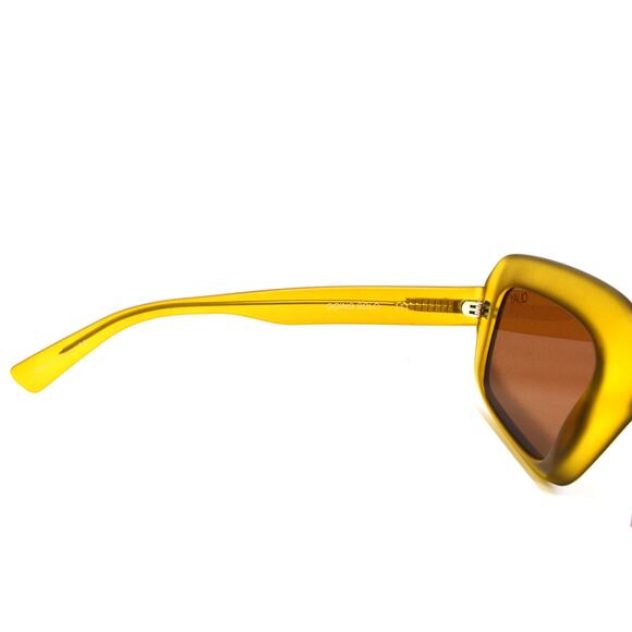 Quay Going Solo 111 Sunglasses - LENSES GOOD / FRAMES VERY GOOD CONDITION main image 12